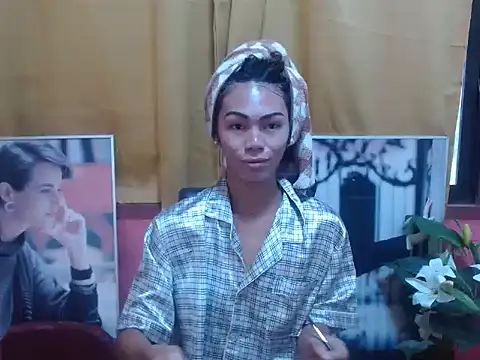 Snapshot of miss_carlas chatting on November 2025 10:21:01 PM miss carlas online show from November 2025 10:21:01 PM