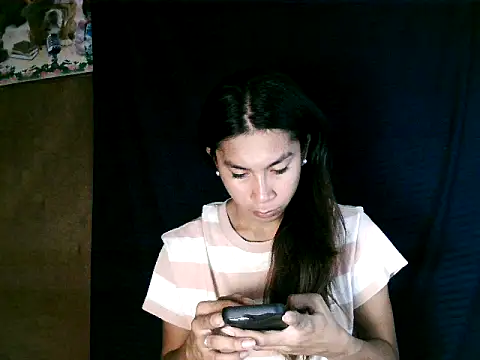 Asian PrettyAle online show from October 2025 01:39:01 AM