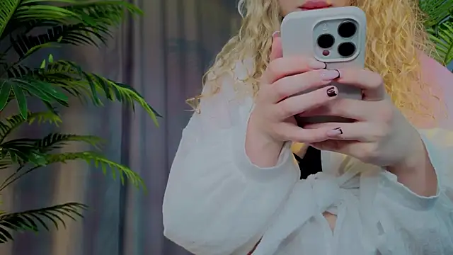 emilyshepar d online show from November 2025 02:22:02 AM