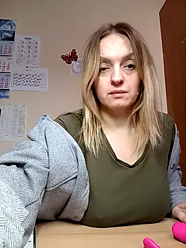 Ami Foxy online show from February 2026 07:35:02 AM