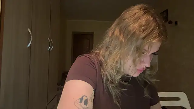 sunshinyflash online show from February 2026 03:40:02 PM