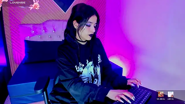 Snapshot of Nyx_Moon chatting on July 2026 10:58:02 PM Nyx Moon online show from July 2026 10:58:02 PM
