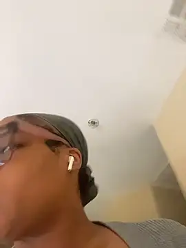 caramel  cremes online show from November 2025 02:28:01 PM