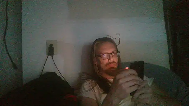 Snapshot of dandonn chatting on April 2026 02:38:02 AM dandonn online show from April 2026 02:38:02 AM