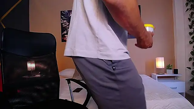 Snapshot of ChristopherBlack_ chatting on September 2025 01:16:01 PM ChristopherBlack online show from September 2025 01:16:01 PM