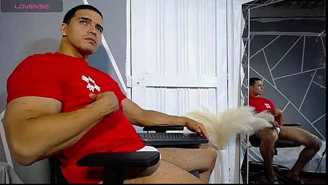 ChristopherBlack  online show from April 2026 02:48:01 PM