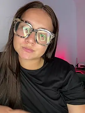 Kyleighc online show from July 2026 09:40:01 PM