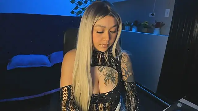 Keyla Cutte online show from November 2025 03:42:02 AM