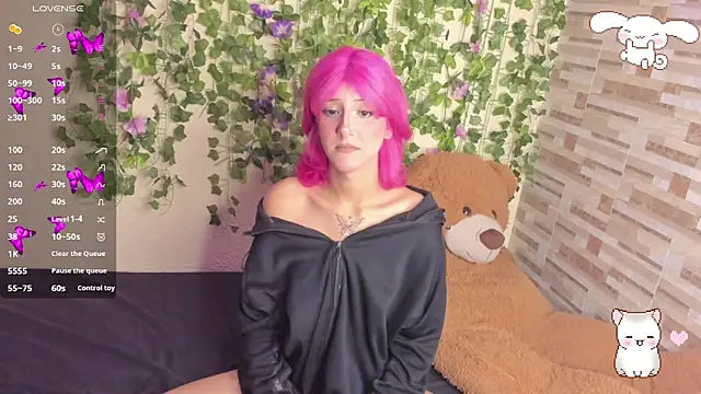 Amy Moonlight online show from April 2026 09:39:01 PM