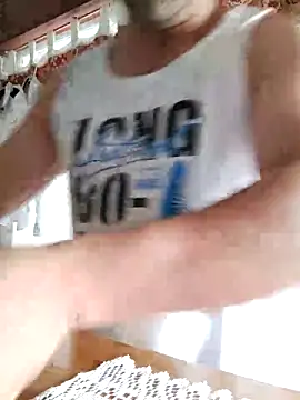 Bradd 32 online show from February 2026 05:22:02 PM