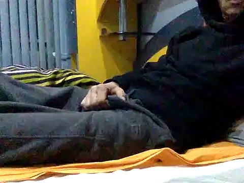 adiluci1 online show from December 2025 03:45:02 AM