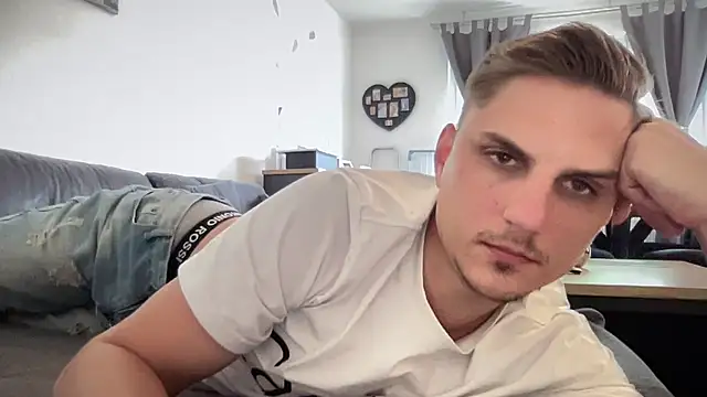 Sweetbooy90 online show from May 2026 12:59:01 PM