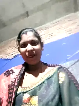 Savita992 online show from November 2025 07:35:02 PM