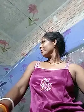 Snapshot of Savita992 chatting on June 2026 09:14:02 PM Savita992 online show from June 2026 09:14:02 PM