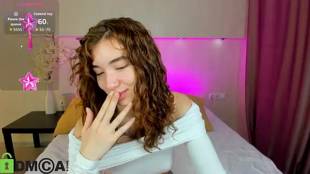 Snapshot of Adelina_Bliss chatting on November 2025 11:21:02 PM Adelina Bliss online show from November 2025 11:21:02 PM