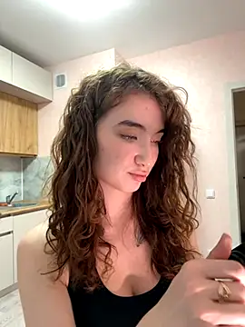 Snapshot of Adelina_Bliss chatting on November 2025 01:32:02 PM Adelina Bliss online show from November 2025 01:32:02 PM