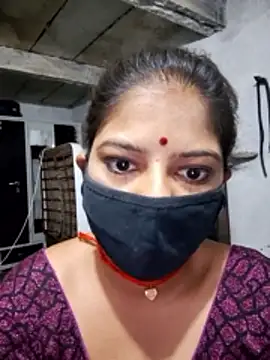 Daisygirl9 online show from April 2026 10:59:01 PM