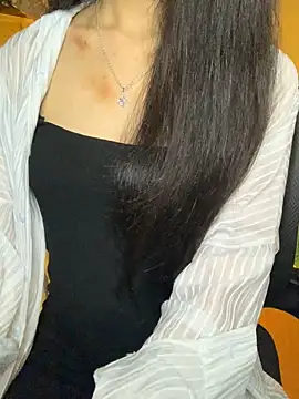 Nhinhi18 online show from October 2025 03:23:02 PM