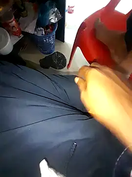 hackyourpussyxh online show from November 2025 02:11:01 AM