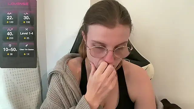 BustyKellyXXX online show from January 2026 02:52:02 PM