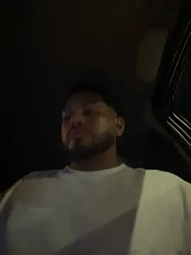 Frank0021 online show from February 2026 04:12:02 AM