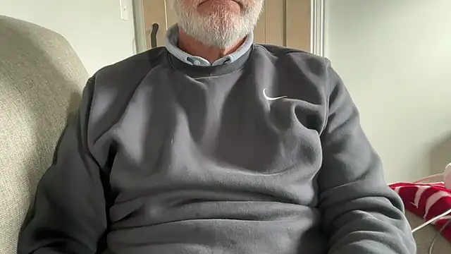 Snapshot of braselton06 chatting on April 2026 01:55:02 PM braselton06 online show from April 2026 01:55:02 PM