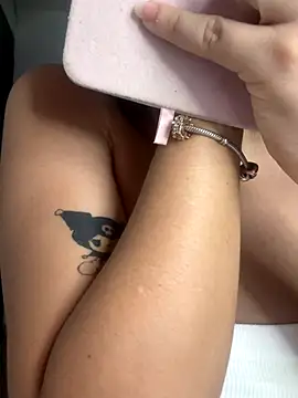 lucy grey25 online show from December 2025 07:51:02 PM