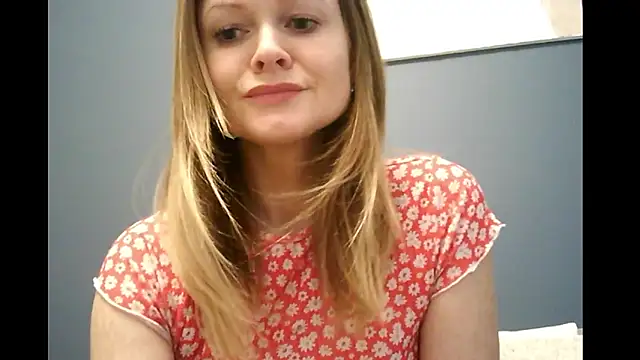 Snapshot of Ginger-bb chatting on November 2025 07:30:02 AM Ginger-bb online show from November 2025 07:30:02 AM