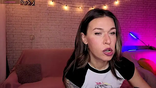 ReginaFoXXXy online show from September 2025 11:32:01 AM