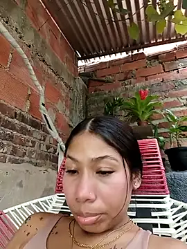 Rous-squir online show from December 2025 07:12:02 PM