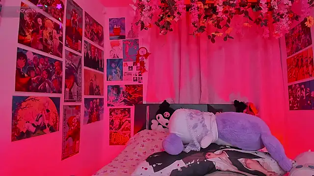 FluffyMelons online show from November 2025 11:52:01 PM