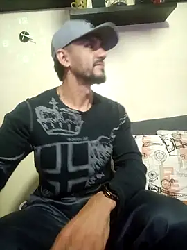 andrusstik online show from October 2025 03:17:02 AM