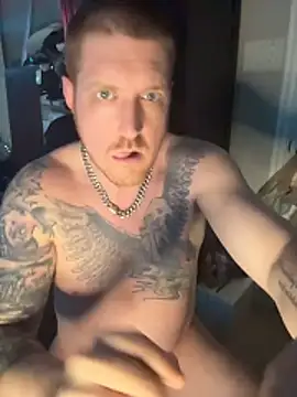 Snapshot of CloudyKingG chatting on April 2026 10:55:01 PM CloudyKingG online show from April 2026 10:55:01 PM