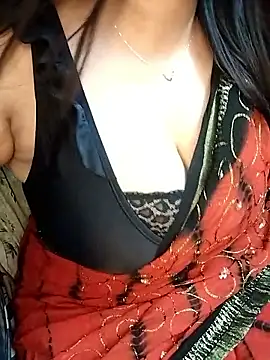 Snapshot of sassylisa chatting on April 2026 09:01:01 PM sassylisa online show from April 2026 09:01:01 PM
