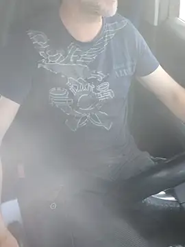 cazzoweb online show from April 2026 03:43:01 PM