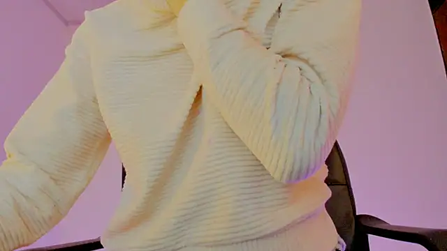 Madison charlotte online show from February 2026 09:04:02 AM