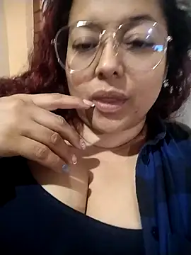 Snapshot of sophimyllers chatting on February 2026 03:21:02 AM sophimyllers online show from February 2026 03:21:02 AM