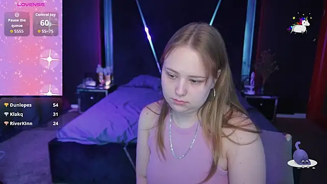 CrystallPaws online show from September 2025 01:52:01 AM