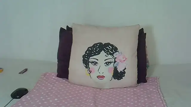 HotSexxy12 online show from October 2025 05:52:02 AM