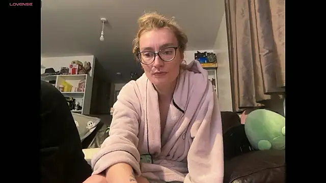 harleyblair online show from December 2025 11:20:02 PM