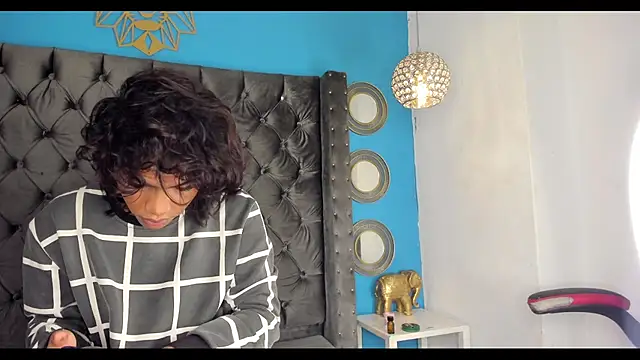 Snapshot of bxby_dolls chatting on October 2025 07:27:02 AM bxby dolls online show from October 2025 07:27:02 AM