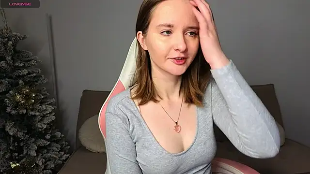 AlexsisFaee online show from December 2025 09:11:01 PM