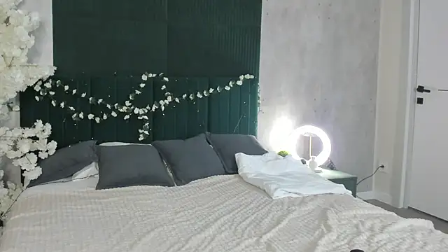 MalvinaDream online show from July 2026 12:39:01 AM