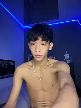 Snapshot of Kailertwink chatting on June 2026 02:09:01 PM Kailertwink online show from June 2026 02:09:01 PM