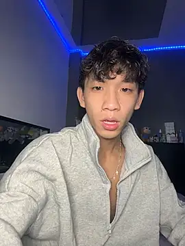 Snapshot of Kailertwink chatting on July 2026 04:41:01 AM Kailertwink online show from July 2026 04:41:01 AM