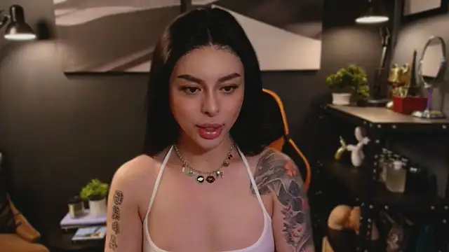 LUNACOCKSLAYER online show from October 2025 02:34:02 AM