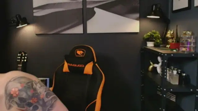 LUNACOCKSLAYER online show from October 2025 01:50:01 AM