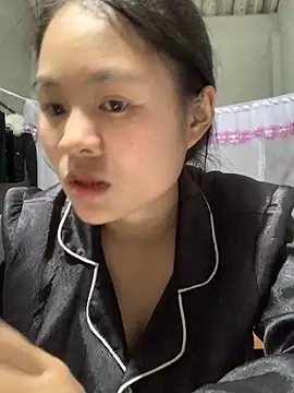 Snapshot of NhuFox chatting on September 2025 01:33:01 PM NhuFox online show from September 2025 01:33:01 PM