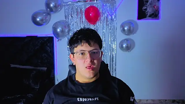 Ryan Doretti online show from November 2025 12:00:02 PM