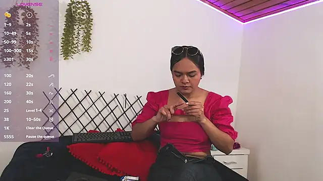 shiara blake online show from October 2025 03:02:02 PM